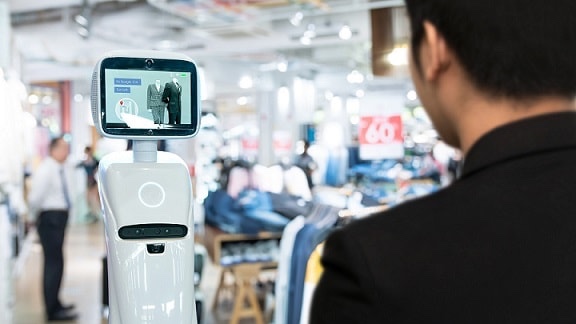 AIが人手不足を解消? 小売業に特化したAI接客システムを開発、多言語対応で外国人の接客も可能に!